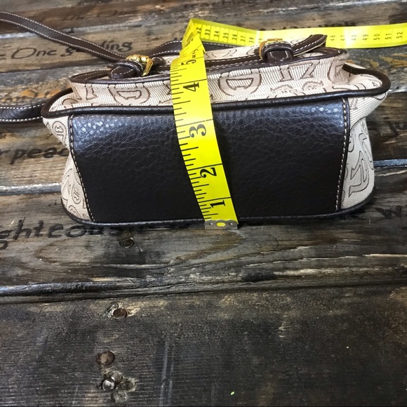 Etienne Aigner Handbag - Picture 7 of 8